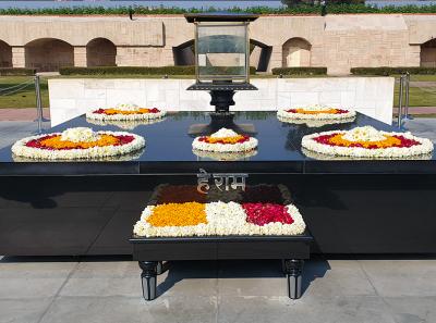 Delhi 06 Memorial Ghandi